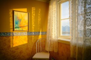 「寝室」のカーテンを替えて、前向きな気持ちになる